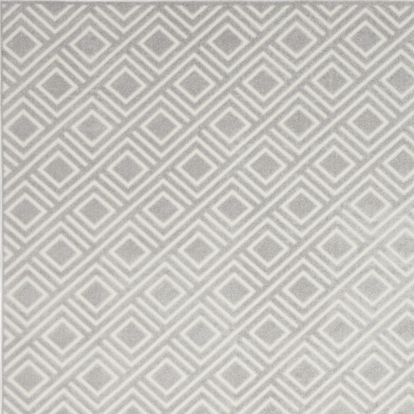 Homeroots 8' X 10' Gray Geometric Area Rug  Polypropylene 569769