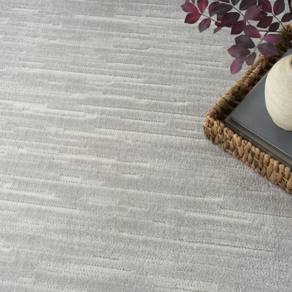 HomeRoots 8' Modern Gray Geometric Area Rug - Durable, Low-Maintenance Design for Stylish Home Interiors 8' X 10' 569770