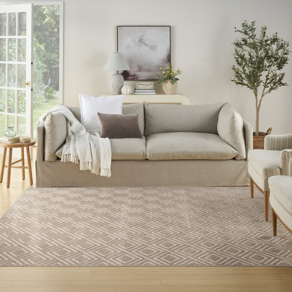 HomeRoots 8' Tan Geometric Area Rug - Modern, Easy-Care Floor Covering for Stylish Living Spaces and Durability 8' X 10' 569772
