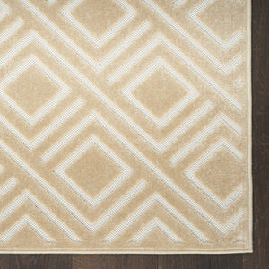 HomeRoots 8' Tan Geometric Area Rug - Modern, Easy-Care Floor Covering for Stylish Living Spaces and Durability 8' X 10' 569772