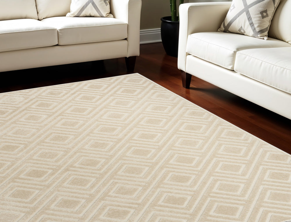 Homeroots 9' X 12' Beige Geometric Area Rug  Polypropylene 569776