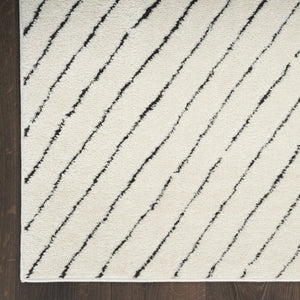 Homeroots 10' Ivory And Black Geometric Runner Rug - Stylish, Durable, Stain-resistant Accent For Any Space  Polyester 569815