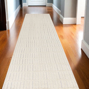 Homeroots 10' Ivory And Gray Geometric Runner Rug - Stylish, Durable, Stain-resistant For Hallways And More  Polyester 569817