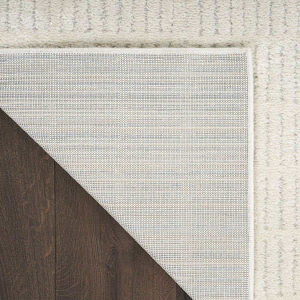 Homeroots 10' Ivory And Gray Geometric Runner Rug - Stylish, Durable, Stain-resistant For Hallways And More  Polyester 569817