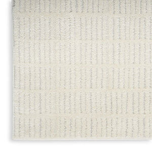 Homeroots 10' Ivory And Gray Geometric Runner Rug - Stylish, Durable, Stain-resistant For Hallways And More  Polyester 569817