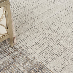 Homeroots 8' X 10' Ivory And Gray Abstract Area Rug  Polypropylene 569826