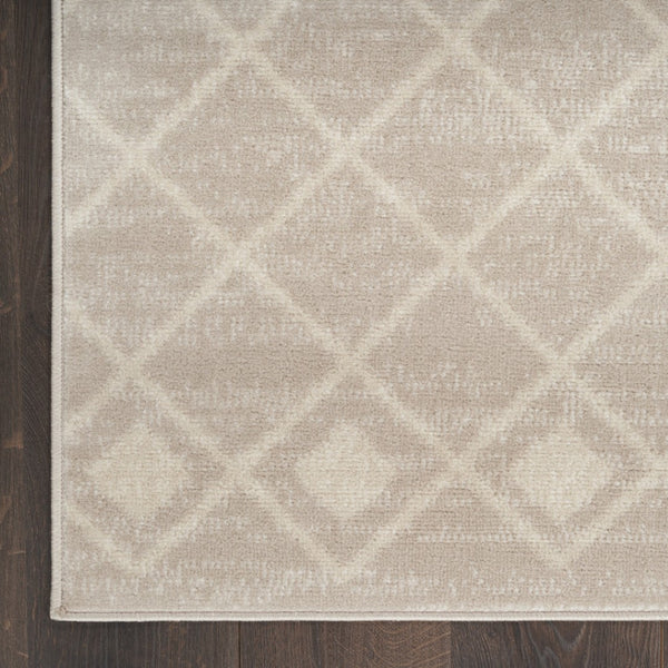 HomeRoots 6' Beige Geometric Area Rug - Modern Power Loomed Design for Stylish Living Room & Home Décor 6' X 9' 569848