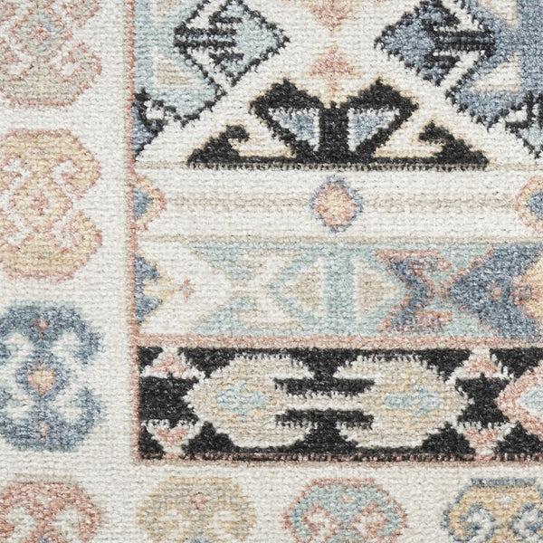 Homeroots 5' Geometric Ivory Tan & Black Flatweave Area Rug - Stain Resistant, Durable & Stylish For Any Room  Polyester 569903