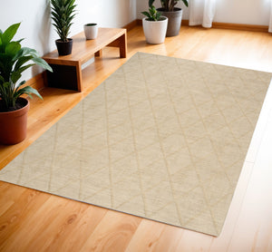 Homeroots 4' X 6' Beige Wool Geometric Area Rug  Wool 569918