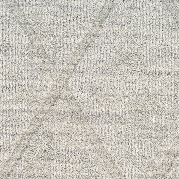 HomeRoots 4' Gray Wool Geometric Area Rug - Cozy, Modern Design for Small Spaces, Perfect for Entryways & More 4' X 6' 569920