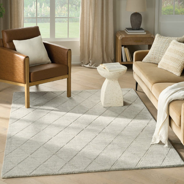 HomeRoots 4' Gray Wool Geometric Area Rug - Cozy, Modern Design for Small Spaces, Perfect for Entryways & More 4' X 6' 569920
