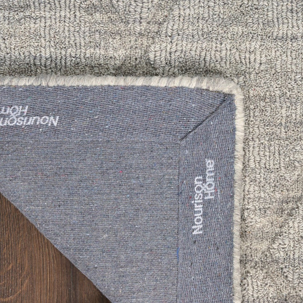 HomeRoots 4' Gray Wool Geometric Area Rug - Cozy, Modern Design for Small Spaces, Perfect for Entryways & More 4' X 6' 569920