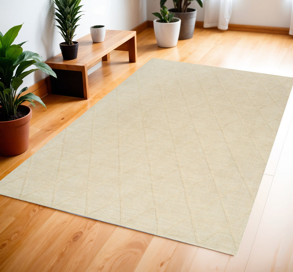 Homeroots 4' X 6' Ivory Wool Geometric Area Rug  Wool 569921