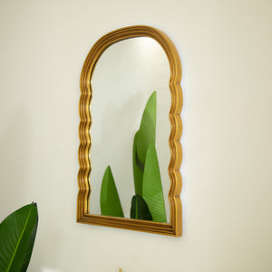 English Elm 24'' Lumina Mirror - Golden Scalloped Arched PU Frame with Adjustable 3-Color LED Light, Elegant W2615P346502