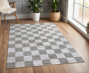 Homeroots 4' X 6' Beige And Brown Checkered Area Rug  Polyester 570035