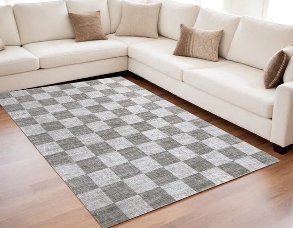 Homeroots 5' X 8' Beige And Brown Checkered Area Rug  Polyester 570036