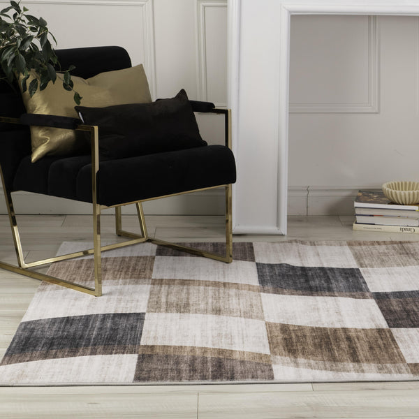 Homeroots 5' X 8' Beige Brown And Gray Checkered Area Rug  Polyester 570040
