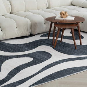 Homeroots 7' X 10' Black And White Zebra Print Area Rug  Polyester 570049