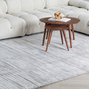 Homeroots 4' X 6' Gray Abstract Area Rug  Polyester 570067
