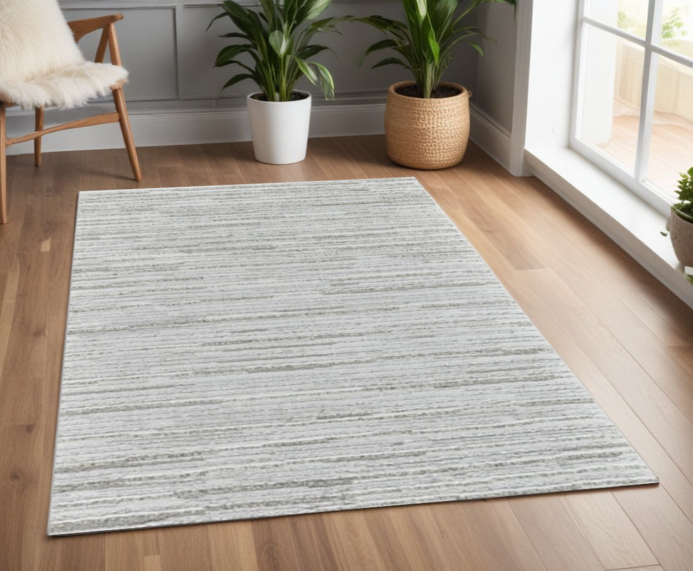 Homeroots 4' X 6' Gray Abstract Area Rug  Polyester 570067