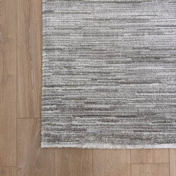 HomeRoots 8' Gray Abstract Area Rug - Modern Textured Design for Elegant Home Décor & Busy Households 8' X 11' 570070