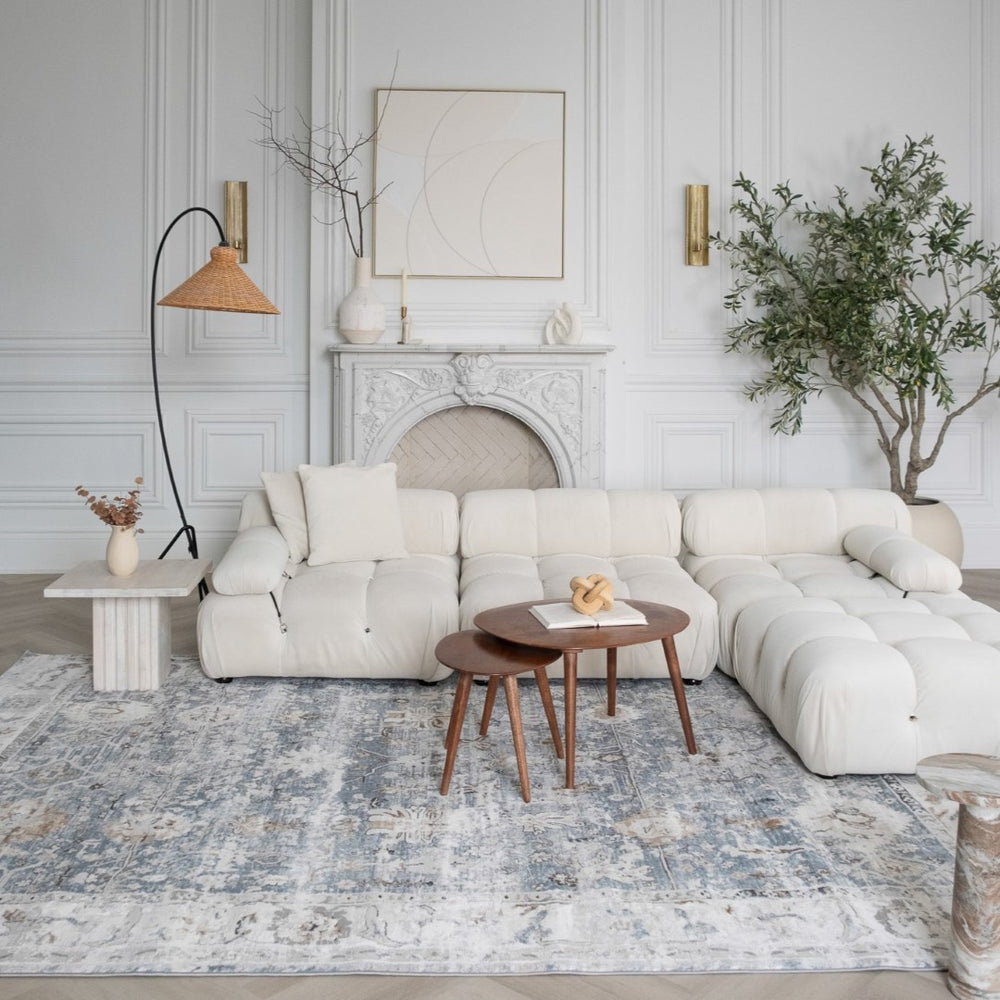 HomeRoots 5' X 8' Blue Ivory Brown Oriental Area Rug - Durable, Elegant Design for Living Spaces & Pets 570072