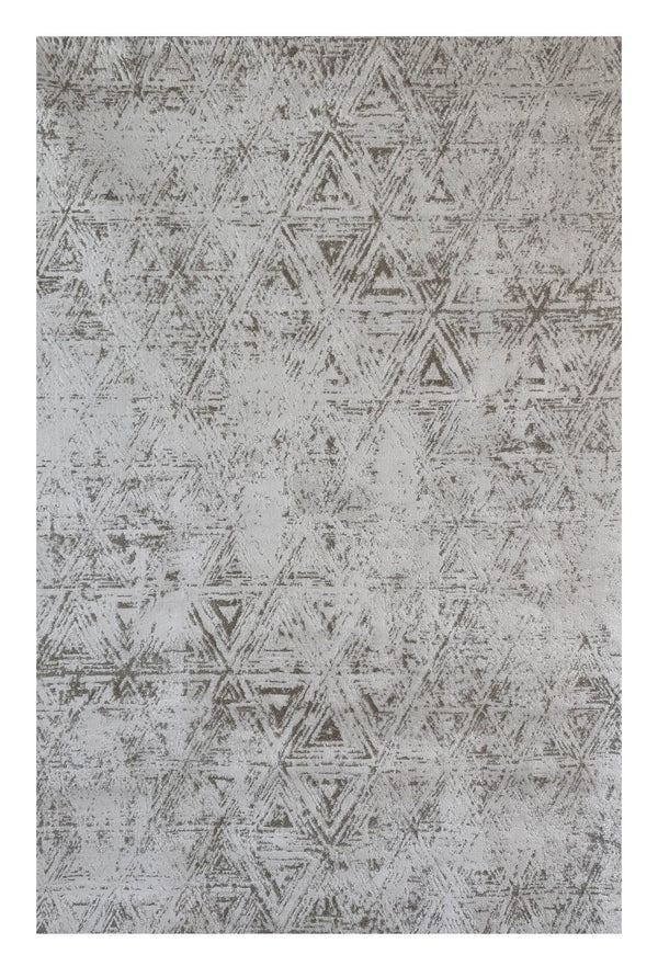 Homeroots 7' X 10' Cream And Beige Abstract Area Rug  Polyester 570089