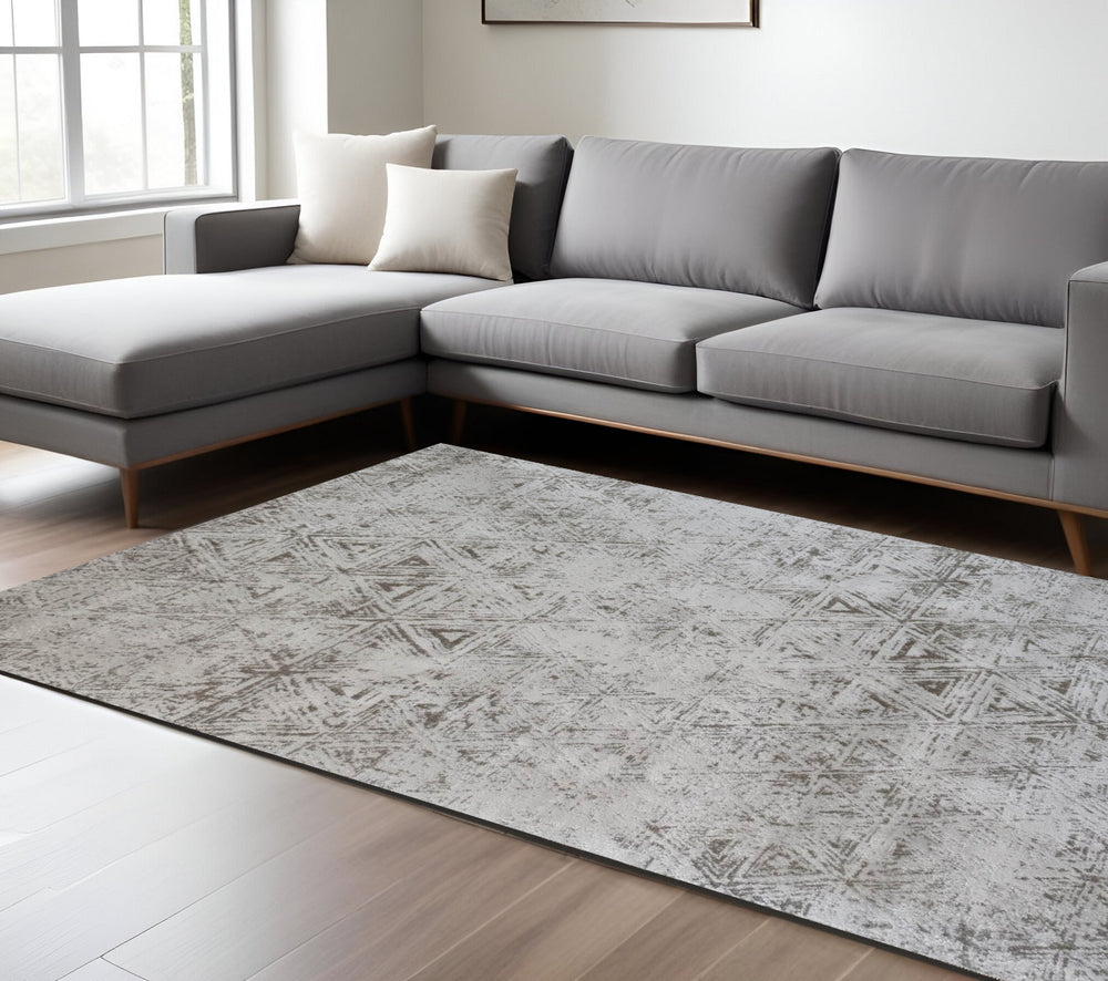 Homeroots 8' X 11' Cream And Beige Abstract Area Rug  Polyester 570090