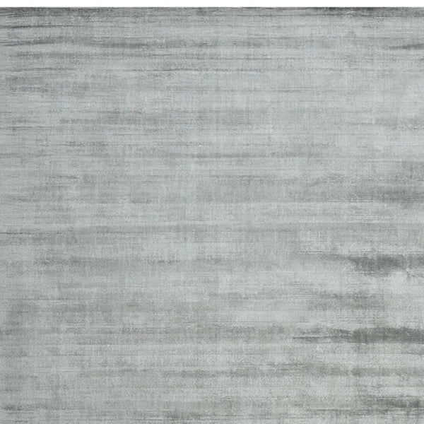 HomeRoots 4' Elegant Silver and Gray Abstract Hand-Woven Area Rug for Contemporary Home Décor and Comfort 4' X 6' 570207
