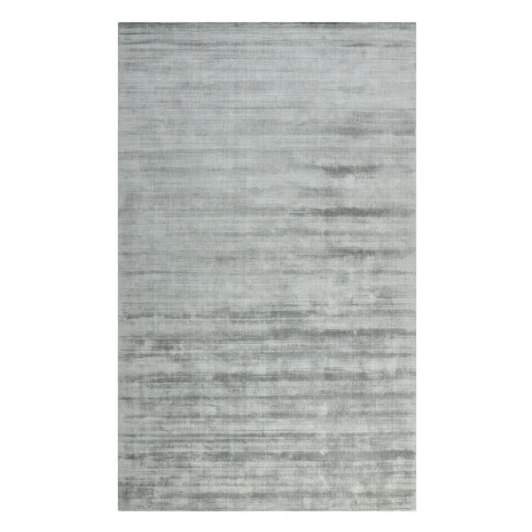 HomeRoots 4' Elegant Silver and Gray Abstract Hand-Woven Area Rug for Contemporary Home Décor and Comfort 5' X 8' 570208
