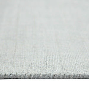 HomeRoots 4' Elegant Silver and Gray Abstract Hand-Woven Area Rug for Contemporary Home Décor and Comfort 10' X 14' 570211