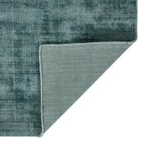 HomeRoots 4' Sea Green and Light Blue Abstract Hand-Woven Area Rug for Luxurious, Modern Home Décor 5' X 8' 570214