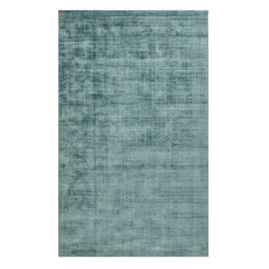 HomeRoots 4' Sea Green and Light Blue Abstract Hand-Woven Area Rug for Luxurious, Modern Home Décor 10' X 14' 570217