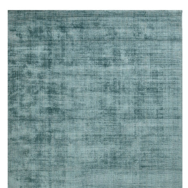 HomeRoots 4' Sea Green and Light Blue Abstract Hand-Woven Area Rug for Luxurious, Modern Home Décor 10' X 14' 570217
