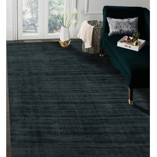 HomeRoots 4' Charcoal and Black Abstract Hand-Woven Area Rug – Elegant Texture for Modern Spaces and Comfort 4' X 6' 570219