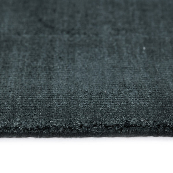 HomeRoots 4' Charcoal and Black Abstract Hand-Woven Area Rug – Elegant Texture for Modern Spaces and Comfort 10' X 14' 570223