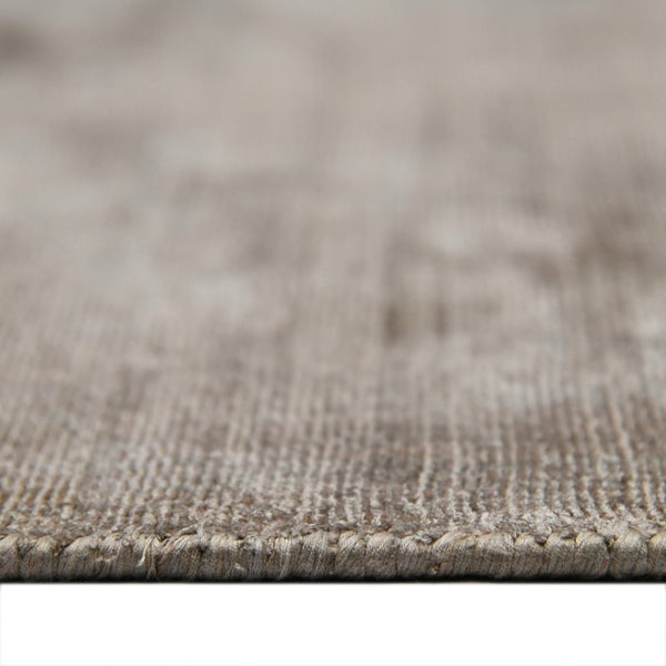 HomeRoots 4' Hand-Woven Brown and Gray Abstract Area Rug – Soft Viscose, Contemporary Elegance for Any Space 4' X 6' 570225