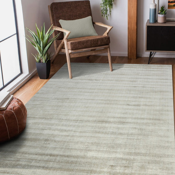 HomeRoots 4' Hand-Woven Ivory and Gray Abstract Area Rug – Modern Sophistication for Any Space, Durable Elegance 5' X 8' 570232