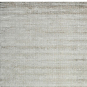 HomeRoots 4' Hand-Woven Ivory and Gray Abstract Area Rug – Modern Sophistication for Any Space, Durable Elegance 8' X 10' 570233