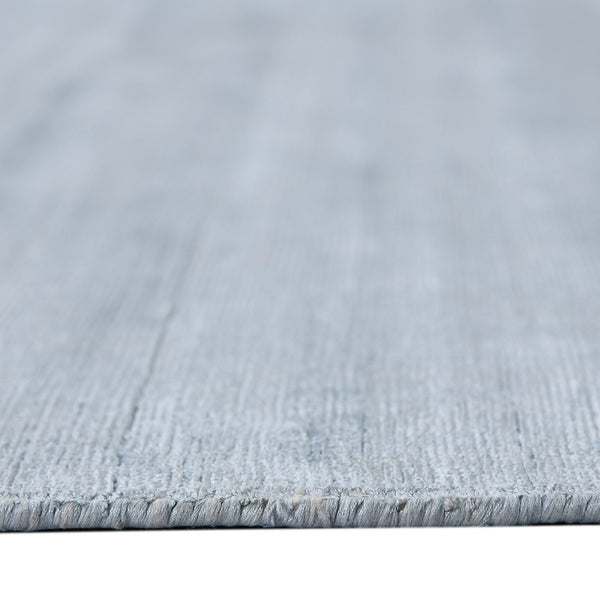 HomeRoots 4' Hand-Woven Striped Area Rug in Light and Dark Blue – Artisan Crafted for Cozy Spaces & Style 4' X 6' 570243