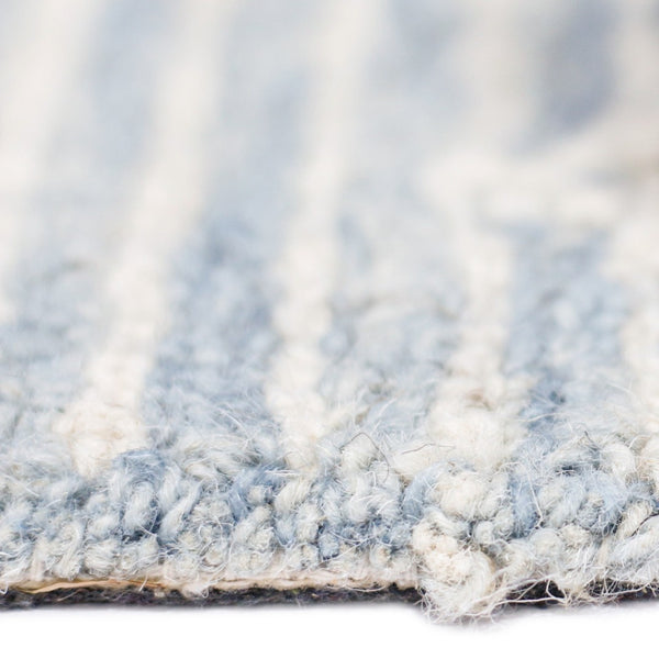 HomeRoots 5' Hand Hooked Wool Area Rug in Blue Gray and Ivory - Modern Geometric Design for Any Room 9' X 13' 570310