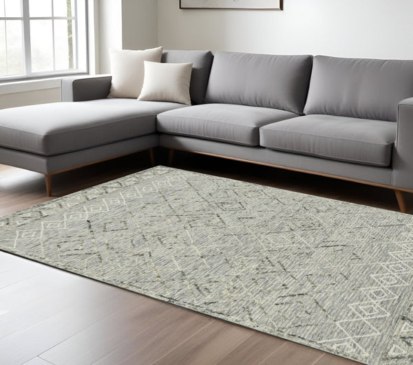 HomeRoots 5' Gray Ivory and Black Wool Argyle Hand Hooked Area Rug – Timeless Design for Cozy Interiors 9' X 13' 570314