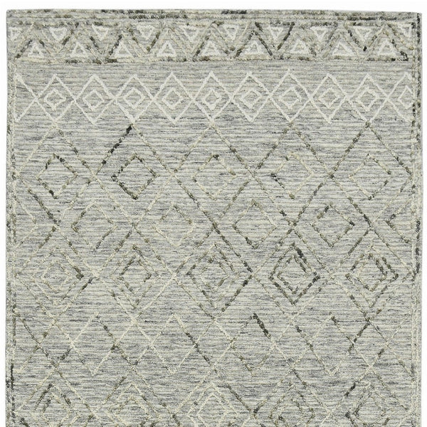 HomeRoots 5' Gray Ivory and Black Wool Argyle Hand Hooked Area Rug – Timeless Design for Cozy Interiors 9' X 13' 570314