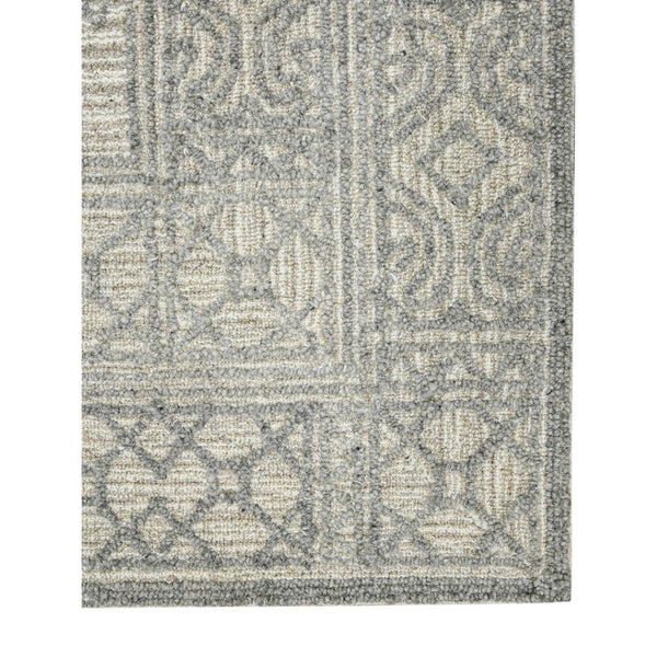 HomeRoots 5' Hand-Hooked Wool Southwestern Area Rug - Gray & Ivory, Artisan Crafted for Cozy Spaces 5' X 8' 570320