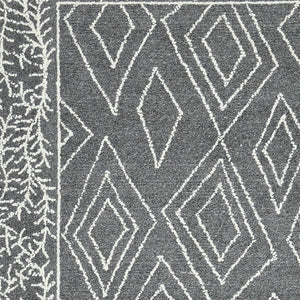 HomeRoots 5' Gray and Ivory Wool Geometric Hand-Hooked Area Rug - Artisanal Warmth for Modern Spaces 5' X 8' 570324
