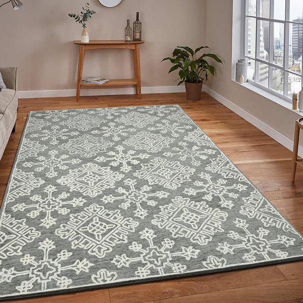 HomeRoots 5' Gray and Ivory Wool Hand-Hooked Oriental Area Rug – Artisanal Charm for Any Interior Space 8' X 11' 570346
