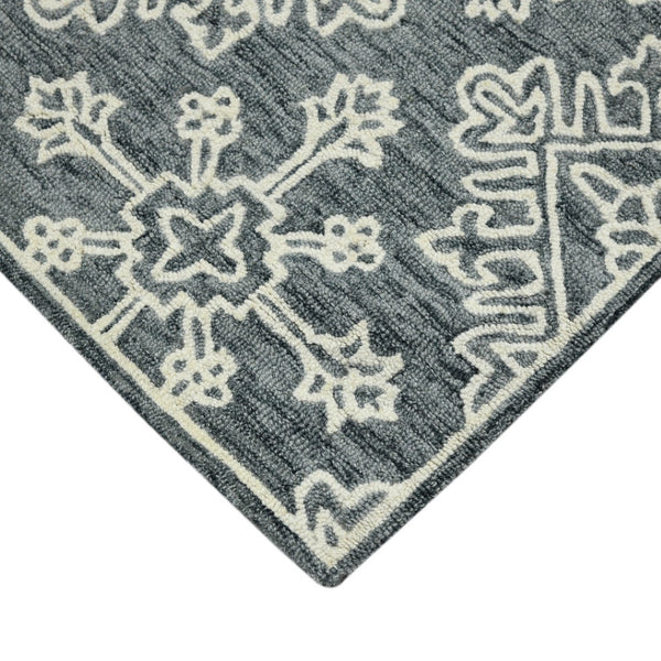 HomeRoots 5' Handcrafted Dark Gray and Ivory Wool Oriental Hooked Area Rug for Timeless Elegance and Comfort 8' X 10' 570349