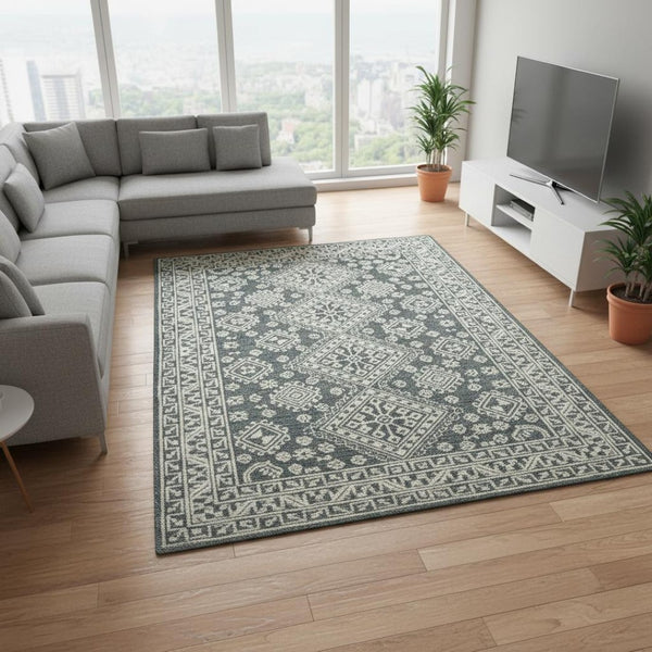 HomeRoots 5' Slate Gray and Ivory Hand-Hooked Wool Area Rug - Artisanal Comfort for Timeless Home Decor 8' X 11' 570362