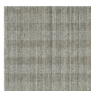 HomeRoots 5' Hand-Woven Gray and Beige Wool Plaid Area Rug - Timeless Comfort for Any Living Space Decor 5' X 8' 570477