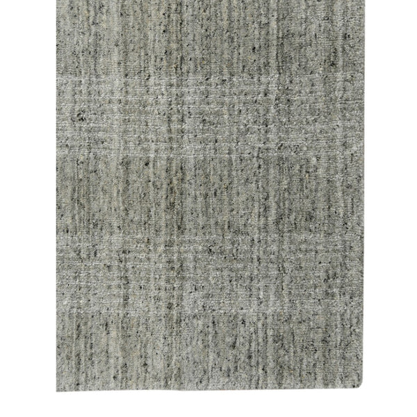 HomeRoots 5' Hand-Woven Gray and Beige Wool Plaid Area Rug - Timeless Comfort for Any Living Space Decor 10' X 14' 570480